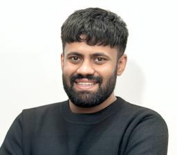 Hamza Liaqat, author — founder of AryzeTech and Google Ads specialist for tour operators